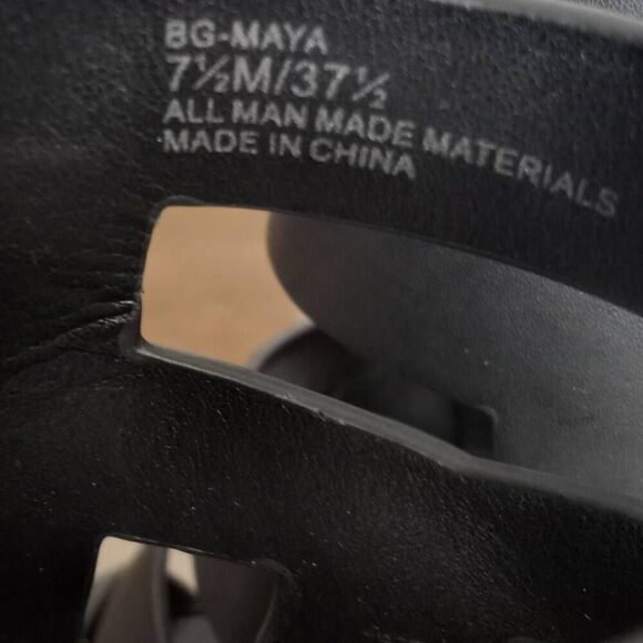 BCBGENERATIONS MAYA BLACK WEDGE SANDALS SZ.7.5 GUC. - Picture 6 of 7